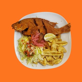 Pescado frito (Red Snapper)